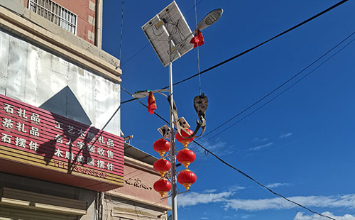 节能率翻倍：青河智慧路灯选单灯控制器实战指南