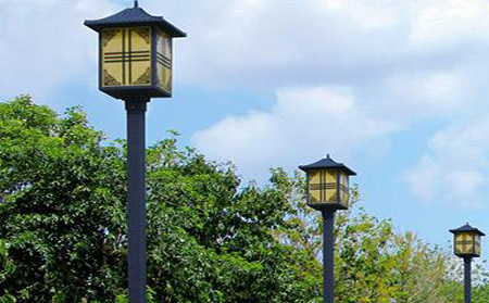 太阳能青河庭院灯怎么选亮度与续航更耐用 太阳能青河庭院灯怎么选亮度与续航更耐用
